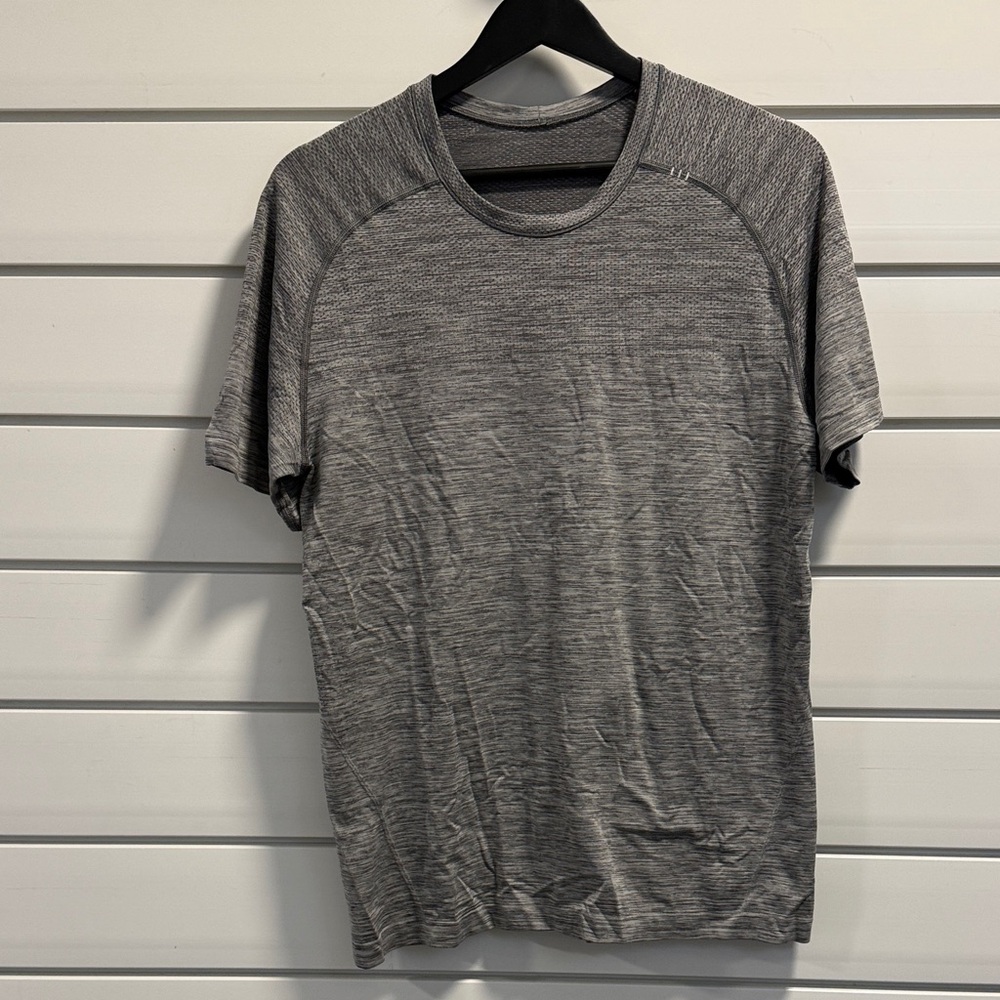 lululemon athletica Heathered Gray Men's Tee